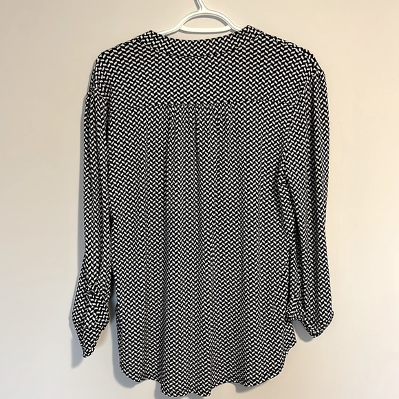 Women’s Blouse - Picture 2 of 5